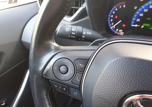 Toyota Corolla cena 88900 przebieg: 84015, rok produkcji 2019 z Warszawa małe 232